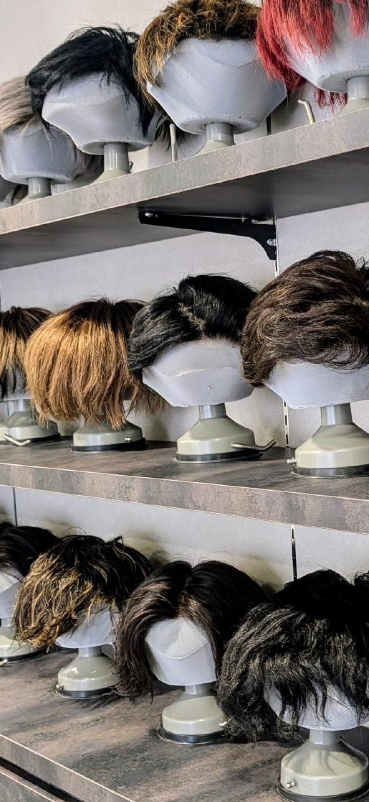 クロスオーバー社屋