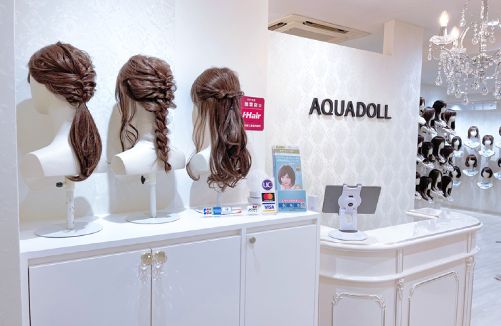 ウィッグの品質・デザイン・ヘアカラー施術写真